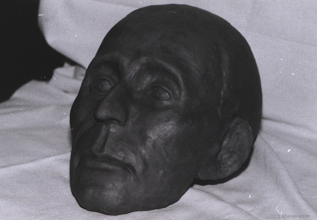 clay head 03